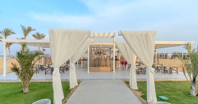 Casa-Blue-Beach-Resort-NEW-2023-BEACH-BAR-03
