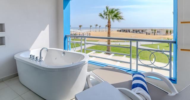 Casa-Blue-Beach-Resort-NEW-2023-ROOM-VIEW-02