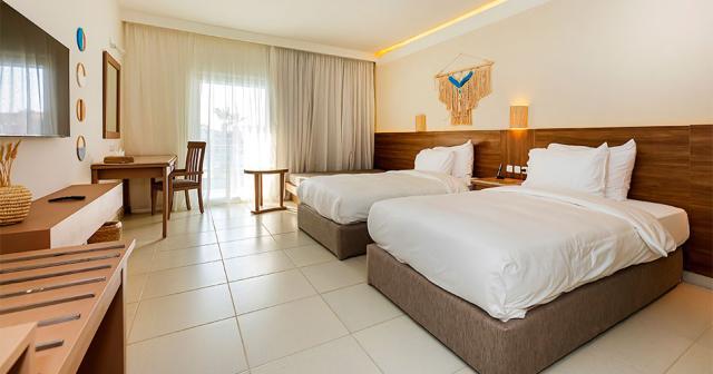 Casa-Blue-Beach-Resort-NEW-2023-STANDARD-ROOM-01
