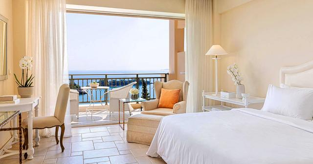 Grecotel-Eva-Palace-ROOM-02