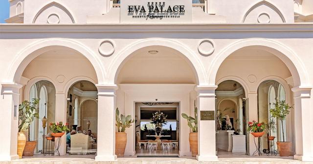 Grecotel-Eva-Palace-2023-ENTRANCE