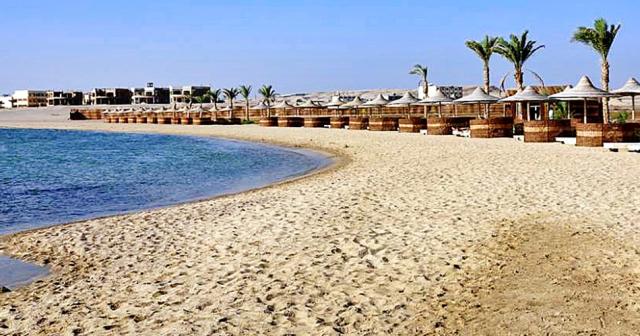 Shoni-Bay-Resort-BEACH-01