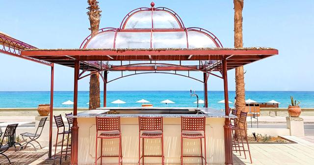 Grecotel-Plaza-Beach-House-BEACH-BAR
