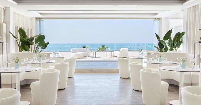 Grecotel-Lux-Me-White-Palace-RESTAURANT