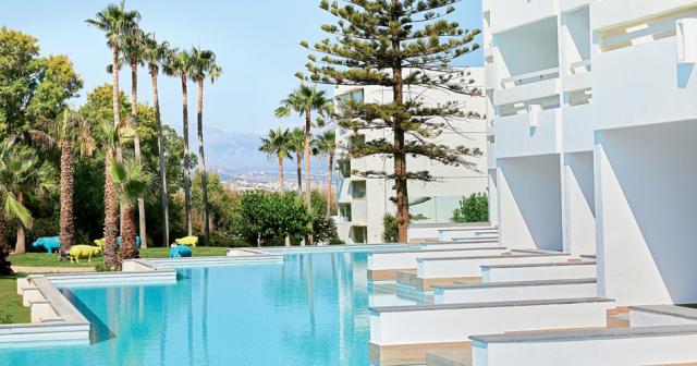 Grecotel-Lux-Me-White-Palace-ROOMS-WITH-POOL-ENTRANCE