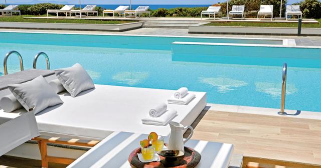 Grecotel-Lux-Me-White-Palace-ROOM-POOL