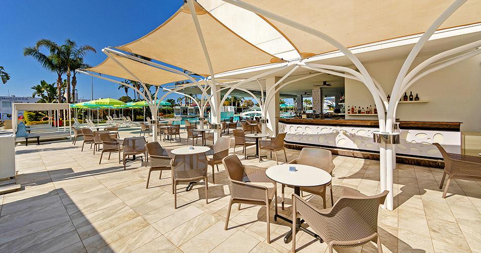 Faros-POOL-BAR