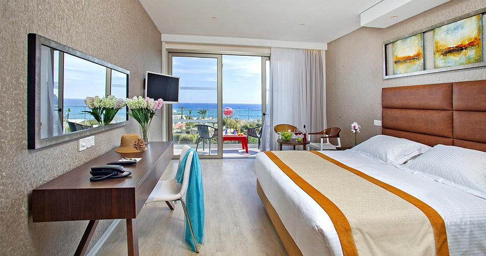 Faros-SUPERIOR-ROOM