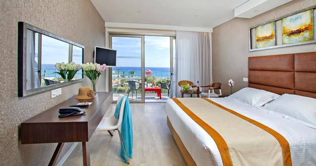 Faros-SUPERIOR-ROOM