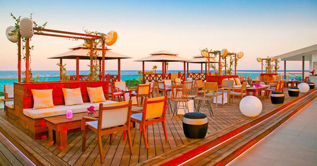 Asterias-Beach-ROOFTOP-BAR