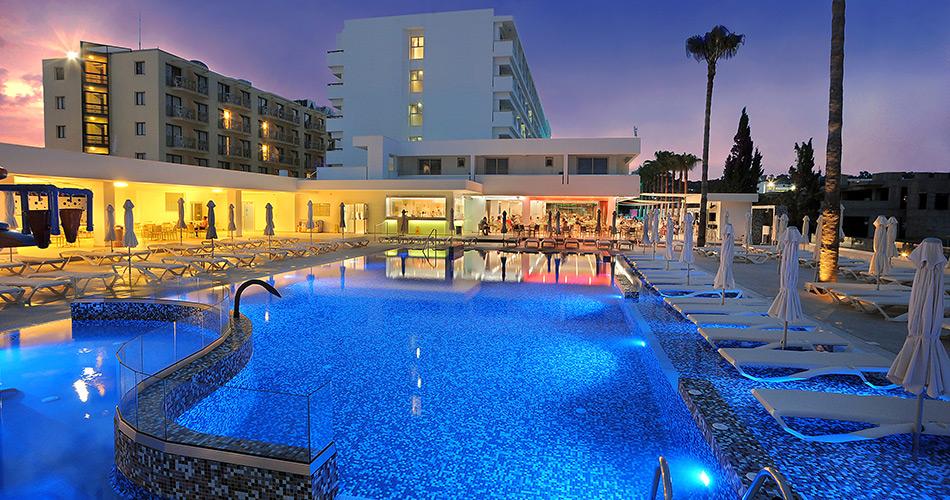 Nelia-Beach-POOL-01