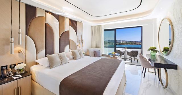Adams-Beach-ROOM-ELEGANT-2024-NEW