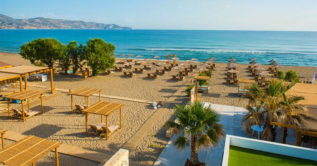 Paralos-Lifestyle-Beach-BEACH-03