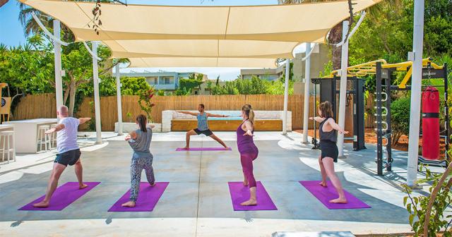 Paralos-Lifestyle-Beach-FITNESS