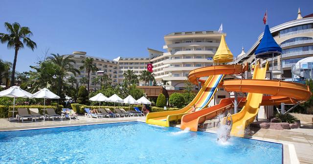 Saphir-Resort-and-Spa-AQUAPARK-02