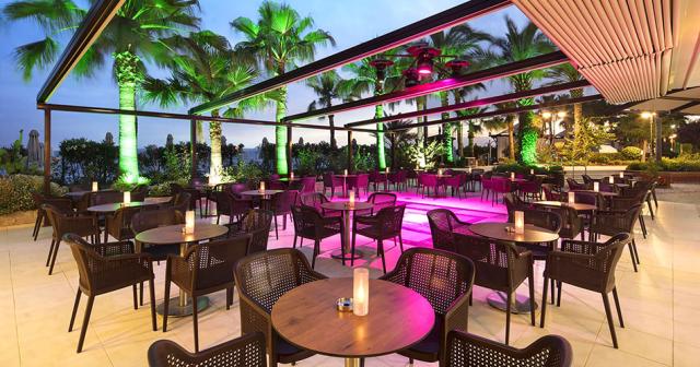 Saphir-Resort-and-Spa-BAR