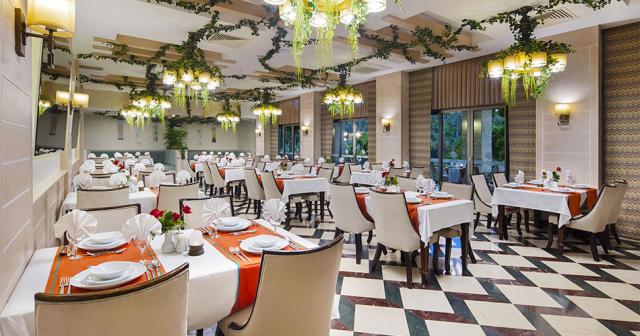 Saphir-Hotel-Villas-RESTAURANT-01