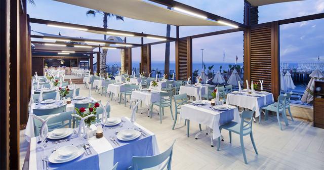 Saphir-Hotel-Villas-BEACH-RESTAURANT