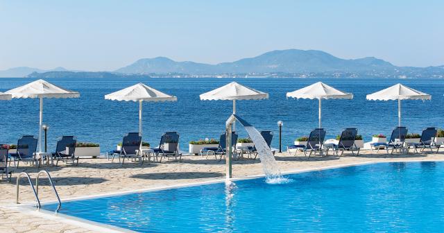 Atlantica-Nissaki-Beach-Hotel-2025-POOL-02