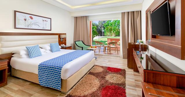 Aqua-Vista-NEW-2024-STARNDART-FAMILY-ROOM