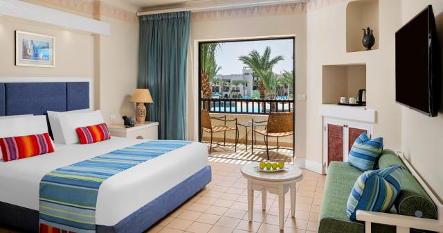 Pickalbatros-Sands-ROOM-STANDARD-POOL-VIEW-2025-01