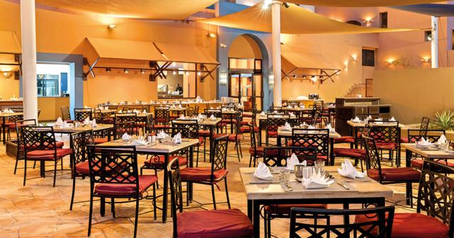 Albatros-Sands-RESTAURANT-2023