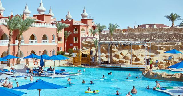 Pickalbatros-Alf-Leila-Wa-Leila-Resort-2023-POOL-01