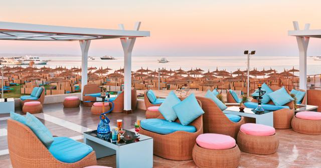 White-Beach-Resort-SKY-BAR-2023