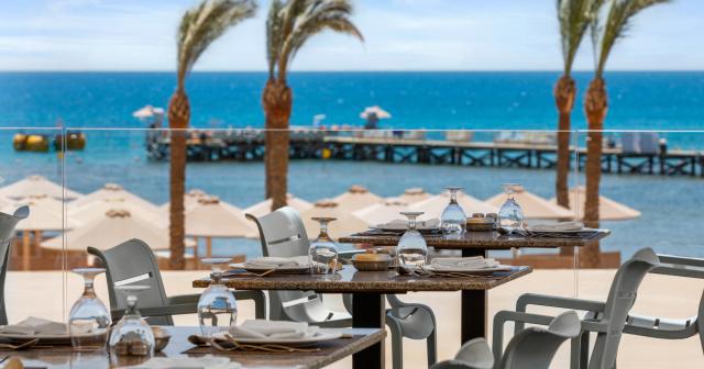 Pickalbatros-Palace-Resort-BEACH-BAR-AND-RESTAURANT-2025-02