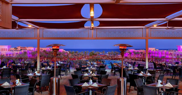 Pickalbatros-Palace-Resort-SKY-RESTAURANT-2024-03