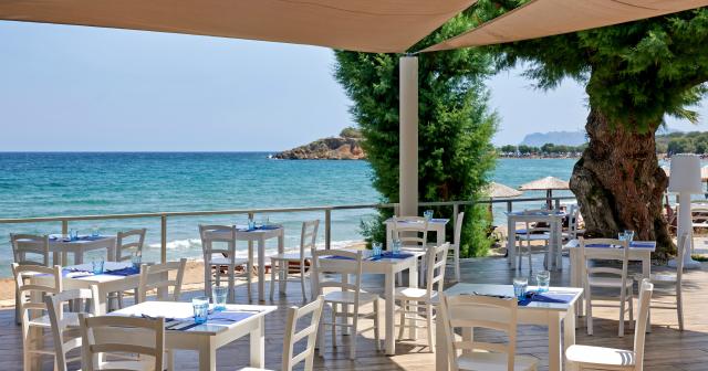 Atlantica-Kalliston-Resort-Glaros-Greek-Specialty-Restaurant-20