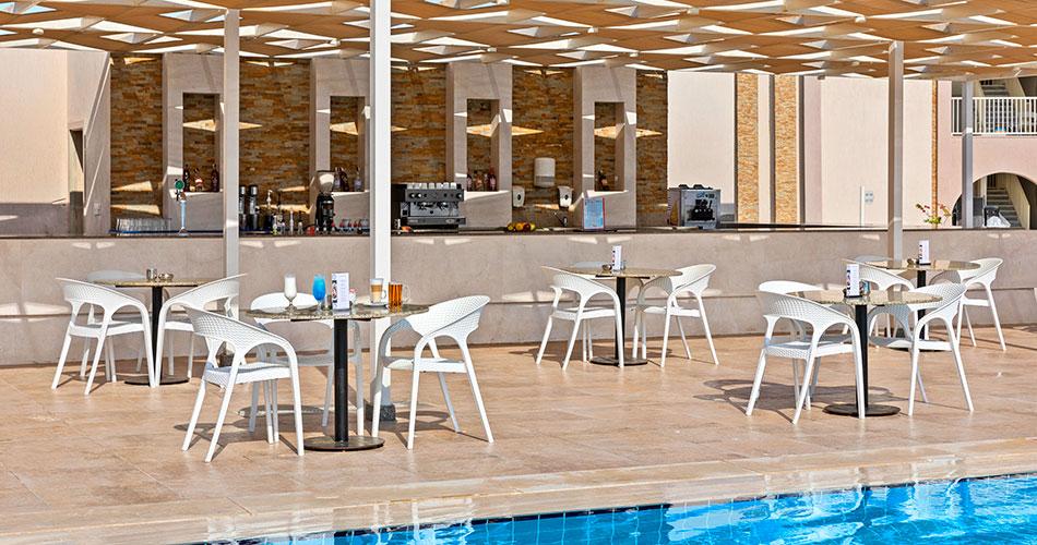 Albatros-Sea-World-POOL-BAR-2023