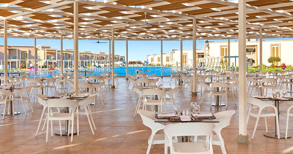 Albatros-Sea-World-RESTAURANT-TERRACE-2023