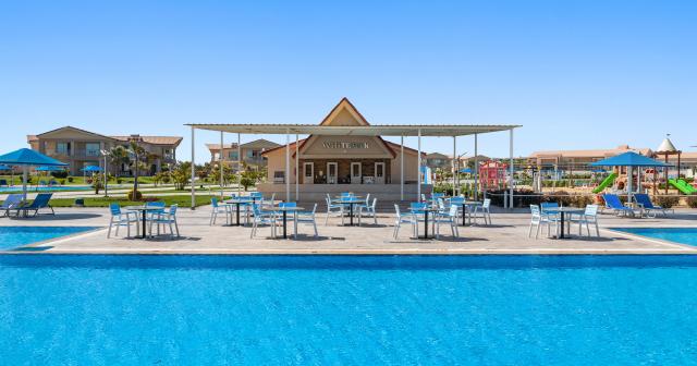 Pickalbatros-Sea-World-Resort-2025-POOL-BAR-01
