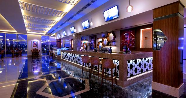 Pickalbatros-Sea-World-Resort-2025-SPORTS-BAR-01