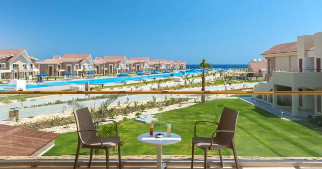 Albatros-Sea-World-FAMILY-ROOM-VIEW-2023