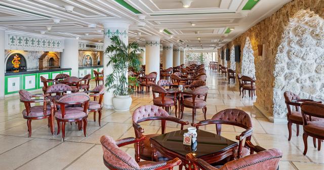 Albatros-Citadel-Resort-2025-LOBBY-BAR