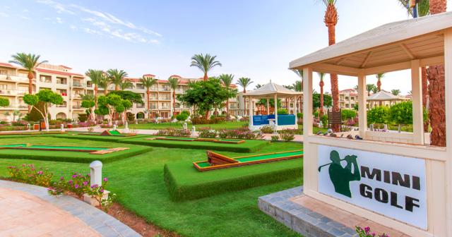 Pickalbatros-Dana-Beach-Resort-2025-MINI-GOLF
