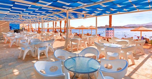 Pickalbatros-Aqua-Blu-Resort-2024-BEACH-BAR