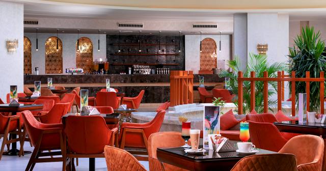 Pickalbatros-Palace-Resort-LOBBY-BAR-2025