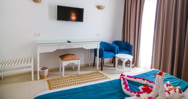 Tmk-Marine-Beach-2023-ROOM-02