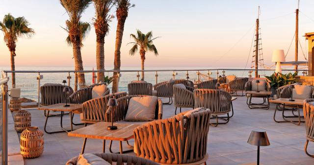 High-Beach-Resort-COCTAILS-BAR-2024-01