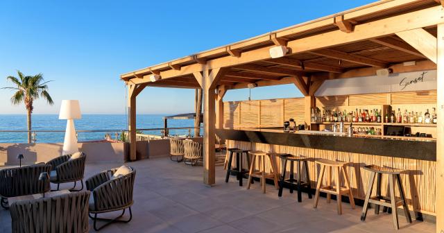 High-Beach-Resort-COCTAILS-BAR-2024-02