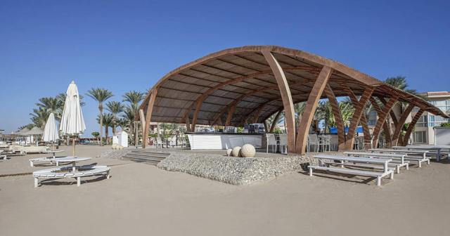 Pyramisa-Beach-Resort-BEACH-BAR-2023-NEW