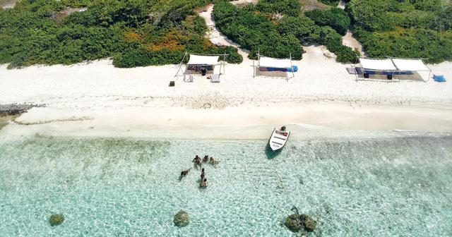 Ocean-V-Hotel-BEACH