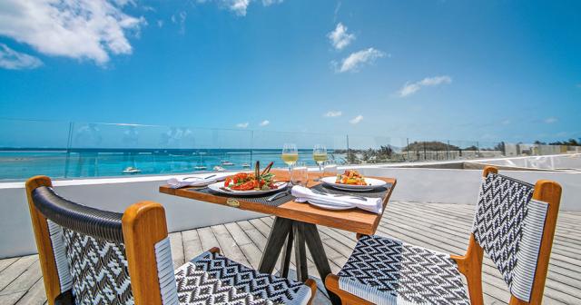 Ocean-V-Hotel-TERRACE