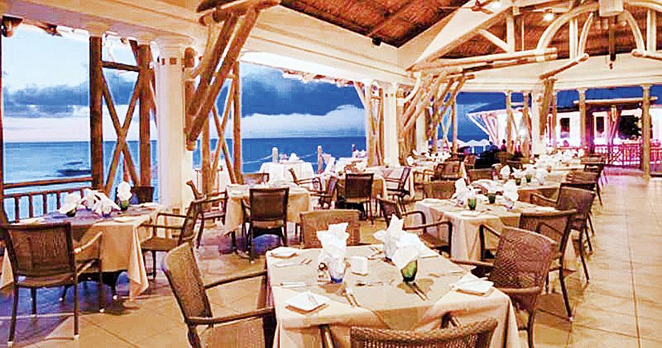 Pearle-Beach-Resort-and-Spa-RESTAURANT