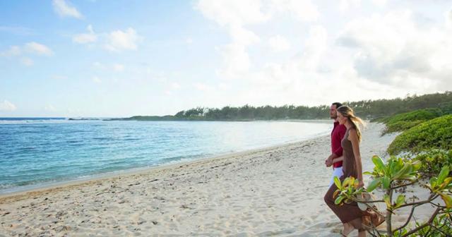 Anantara-Iko-Mauritius-Resort-and-Villas-BEACH
