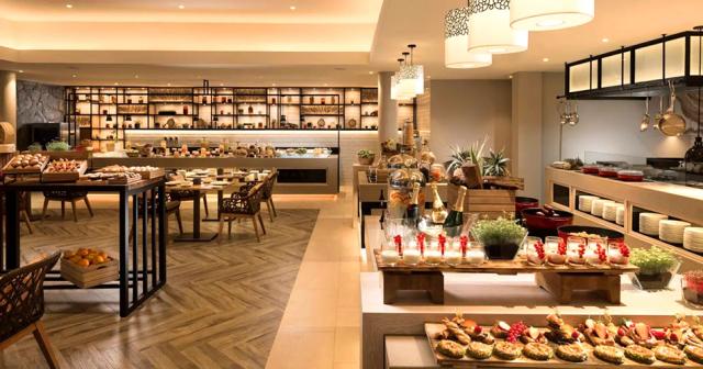 Anantara-Iko-Mauritius-Resort-and-Villas-BUFFET
