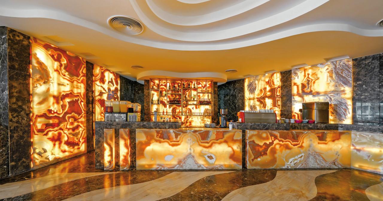 Sirena-Beach-Resort-and-Spa-2025-LOBBY-BAR
